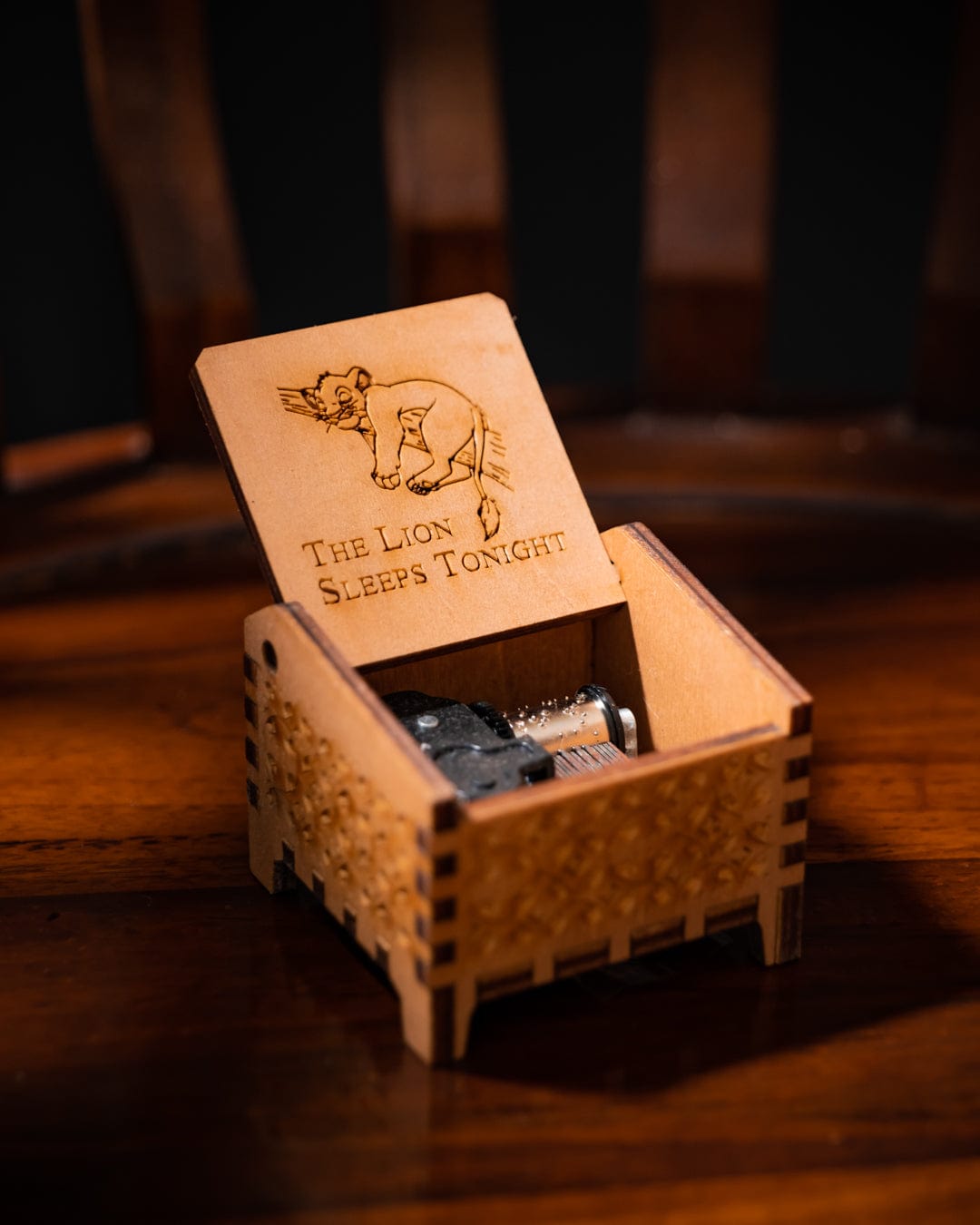 AUTOMATIC MUSICBOX