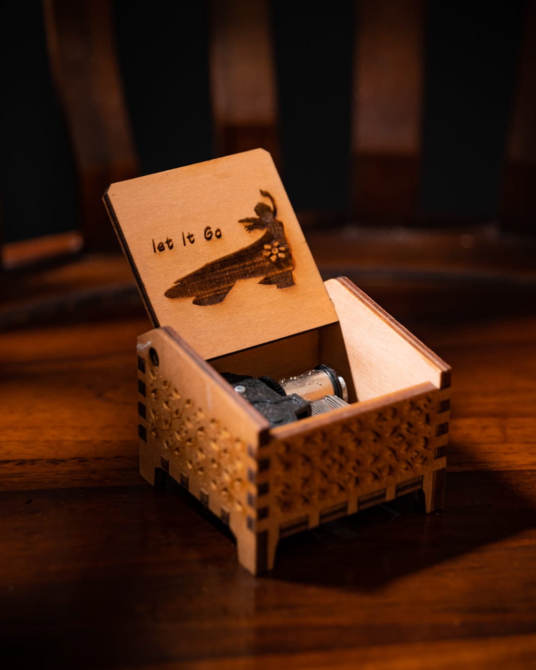 AUTOMATIC MUSICBOX
