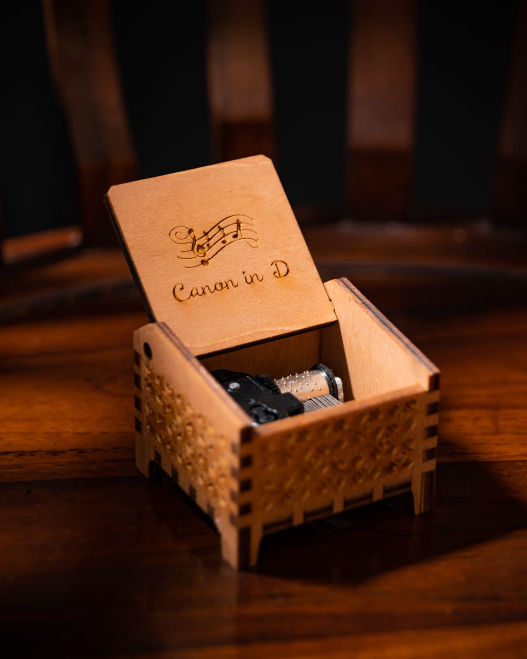 AUTOMATIC MUSICBOX